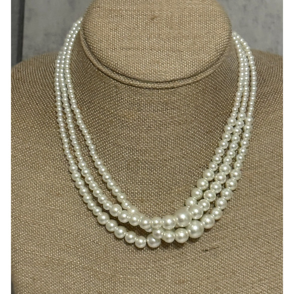 Vintage Faux Pearl Layered Necklace 3 Rows Adjustable 16-18 inches - Picture 1 of 6